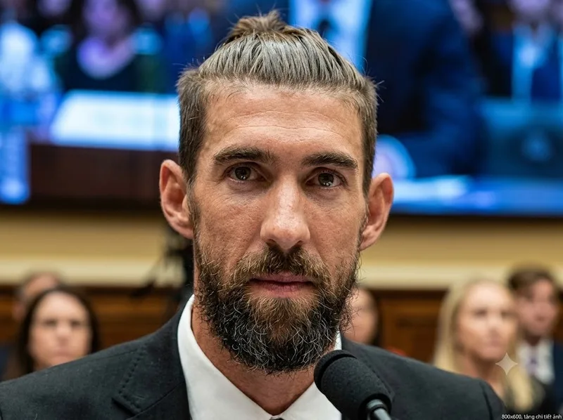 Michael Phelps chia sẻ hành trình vượt qua áp lực, trầm cảm và những thử thách tâm lý sau ánh hào quang thể thao.