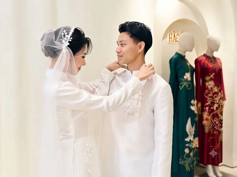 Vợ cầu thủ Văn Thanh được chú ý nhờ hình ảnh cá nhân rõ nét và câu chuyện đồng hành cùng nam tuyển thủ trong nhiều giai đoạn đáng nhớ.