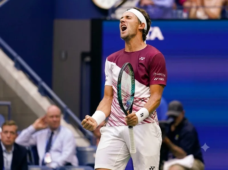 Casper Ruud đã ba lần góp mặt trong trận chung kết Grand Slam